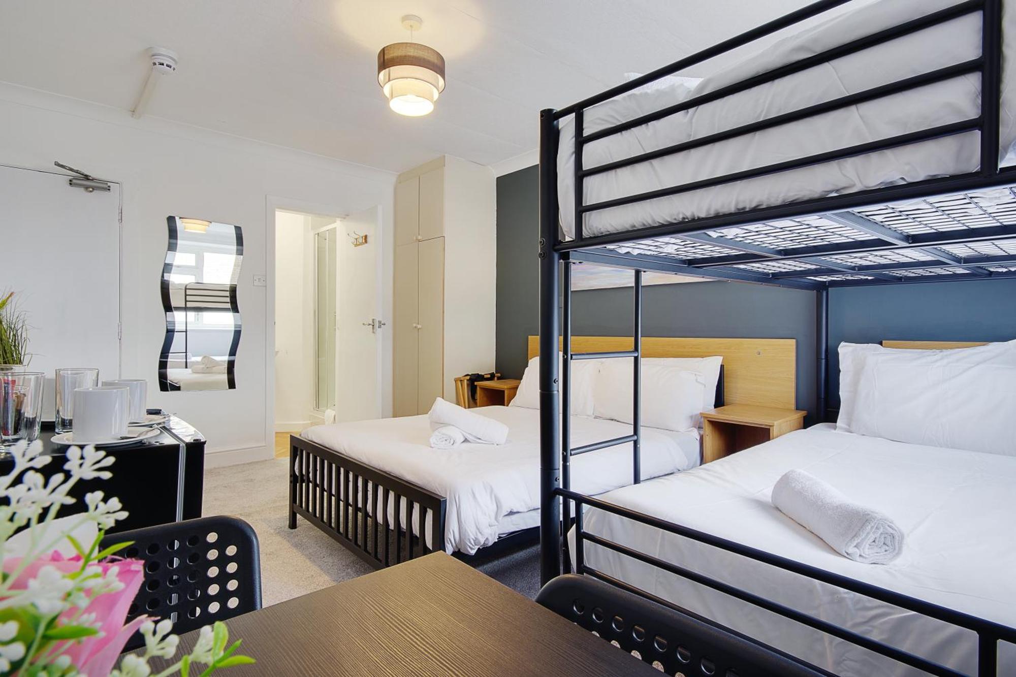 Hotel Azure Beach 본머스 외부 사진