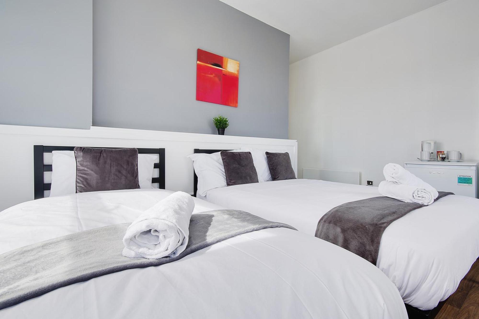 Hotel Azure Beach 본머스 외부 사진